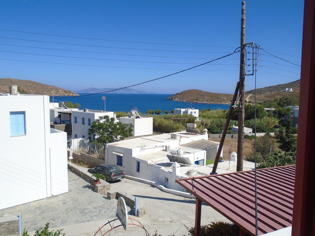 Helios Serifos Livadi  Esterno foto